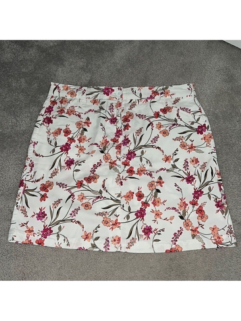 KAREN SCOTT White Floral Skirt